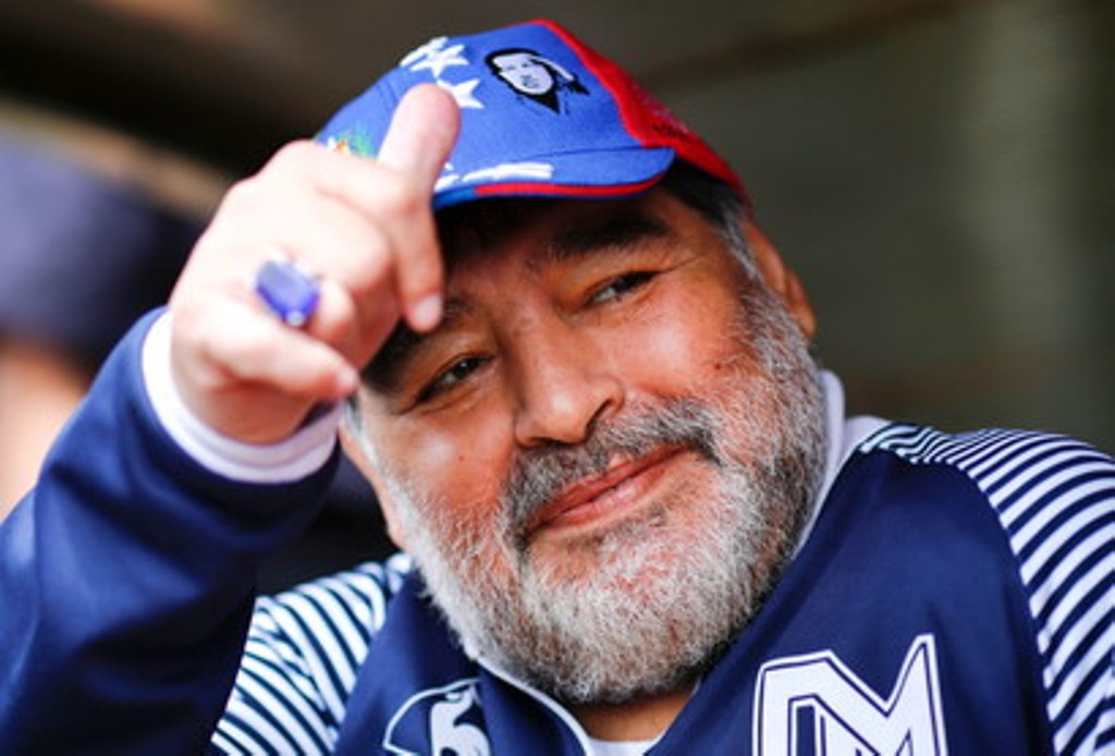 Dy nga motrat e Maradonës akuzohen për mashtrim komercial