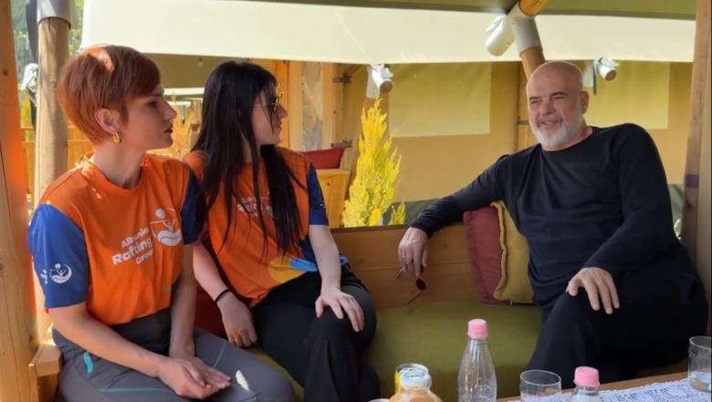 Rama viziton Kampingun Ekologjik në Vjosë/ Parajsë natyrore dhe tenda safari (VIDEO)