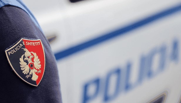Gjenden 3 mijë litra karburant në ishullin e Sazanit! Policia nis hetimet për 4 persona