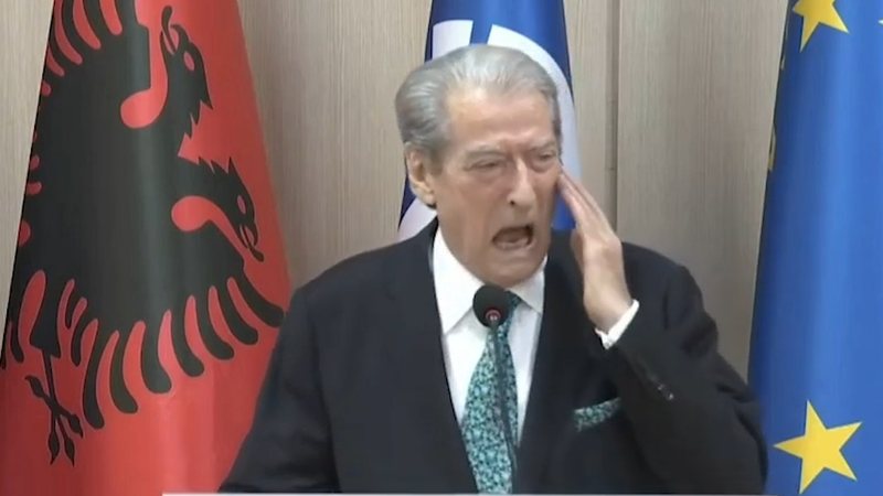 “Kur sillet si qengj, kërcënon”/ As gjyqi s’mjaftojnë për të zbardhur krimet e Berishës!