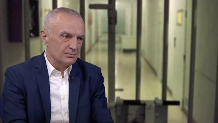 Meta ndëshkohet për thyerje disipline/ I ndalohet të stërvitet në burg për 10 ditë