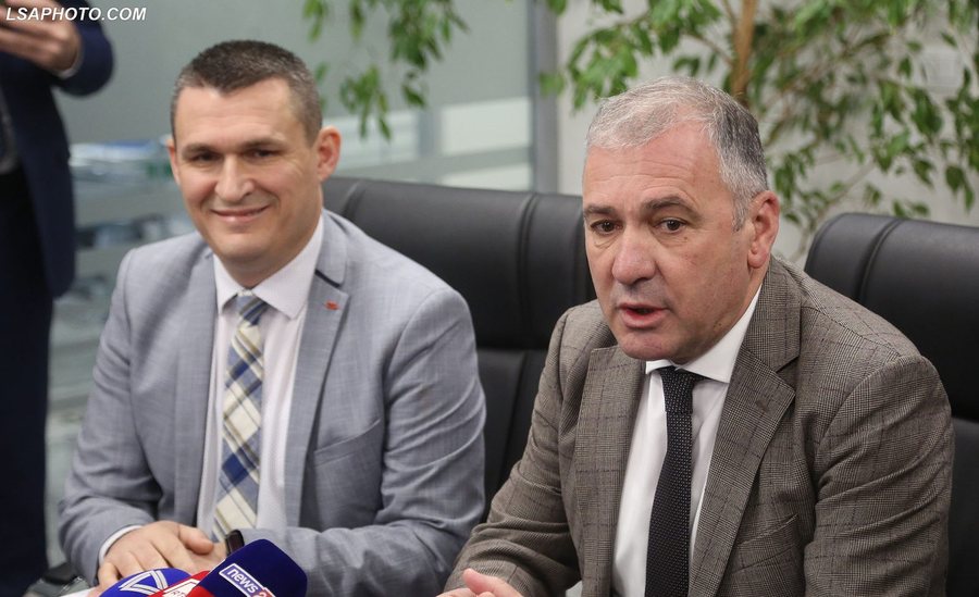 Altin Dumani ul në detyrë ish-shefin e tij, Arben Kraja. Zbulohet arsyeja