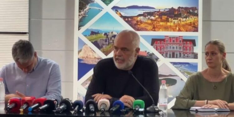 Rama nga Vlora: Ka ikur koha e deputetëve që dilnin pak në terren