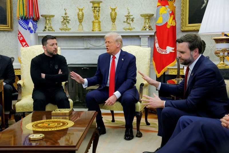 Zelensky këshillohet: Vish kostum para takimit me Trump
