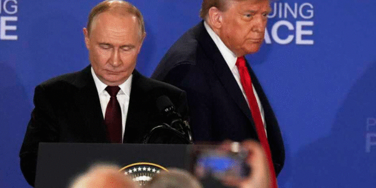 “Alaska, Putin i vetmi fitimtar”, gazetari: Ka marrëveshje për shkëmbime territoresh