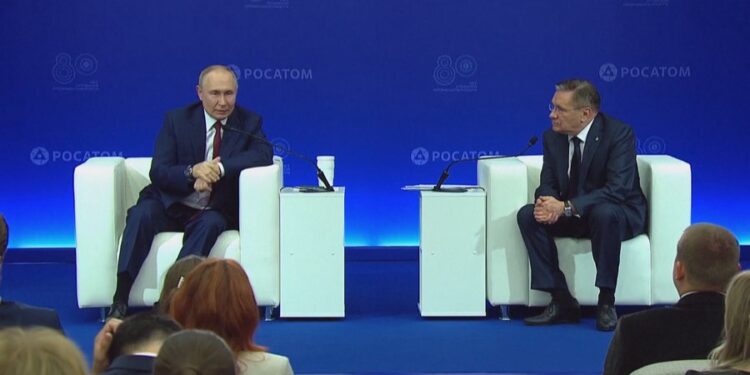 “Ka dritë në fund tunelit”, Putin flet për marrëdhënien me Donald Trump