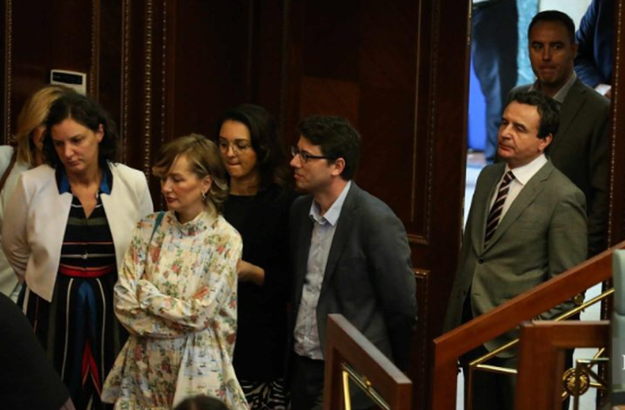 Hekuran Murati nuk bind partitë, dështon në votim