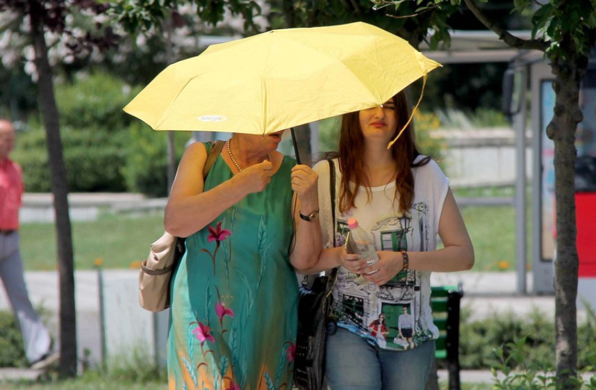 Shqiptarë, kujdes! Rrahjet e zemrës shtohen dyfish këto ditë