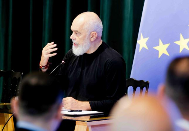 Protesta e Tragjasit/ Rama: Burimet ujore janë të Republikës, jo të atyre që i kanë afër