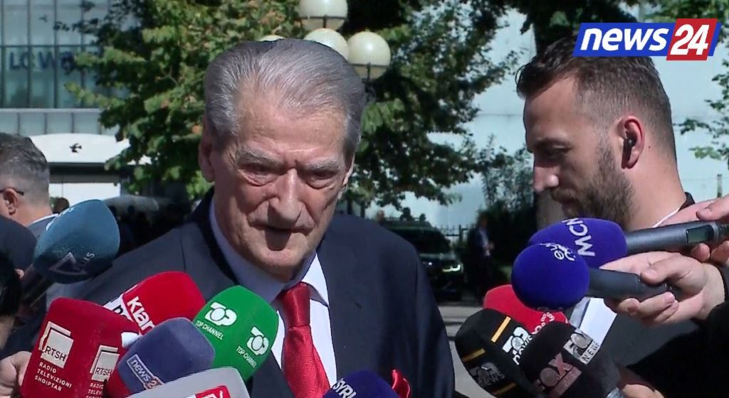 Berisha thirrje shqiptarëve: Ngrihuni në mision për të çliruar vendin!