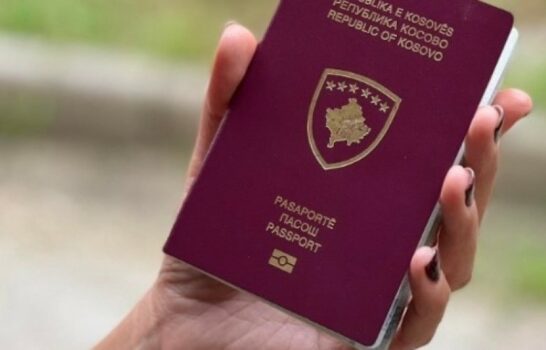 Nga 12 tetori rregulla të reja të hyrje-daljeve në BE/ S’ka më vula në pasaportë