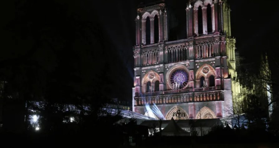 Gjashtë vite pas zjarrit shkatërrues, Franca rihap zyrtarisht kullat e “Notre Dame”