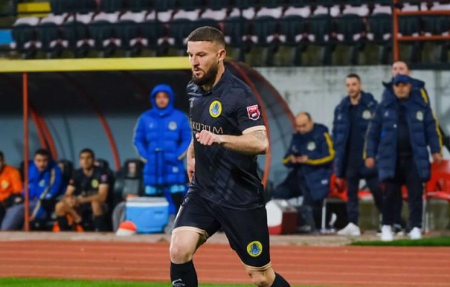 Realizoi vetëm një gol në Superiore këtë sezon, sulmuesi prezantohet tek klubi jashtë vendit