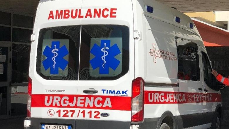 Pogradec/ Ishte duke punuar tokën, 49-vjeçari plagoset pas shpërthimit të një granate