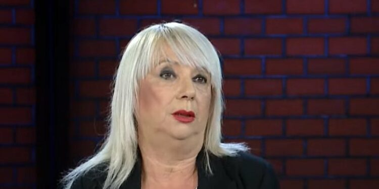 Adriana Kalaja sfidon PD: Të enjten shkoni me një emër në seancë