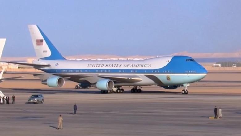 Pas vizitës në Izrael, Presidenti Trump mbërrin në Egjipt për Samitin e Paqes