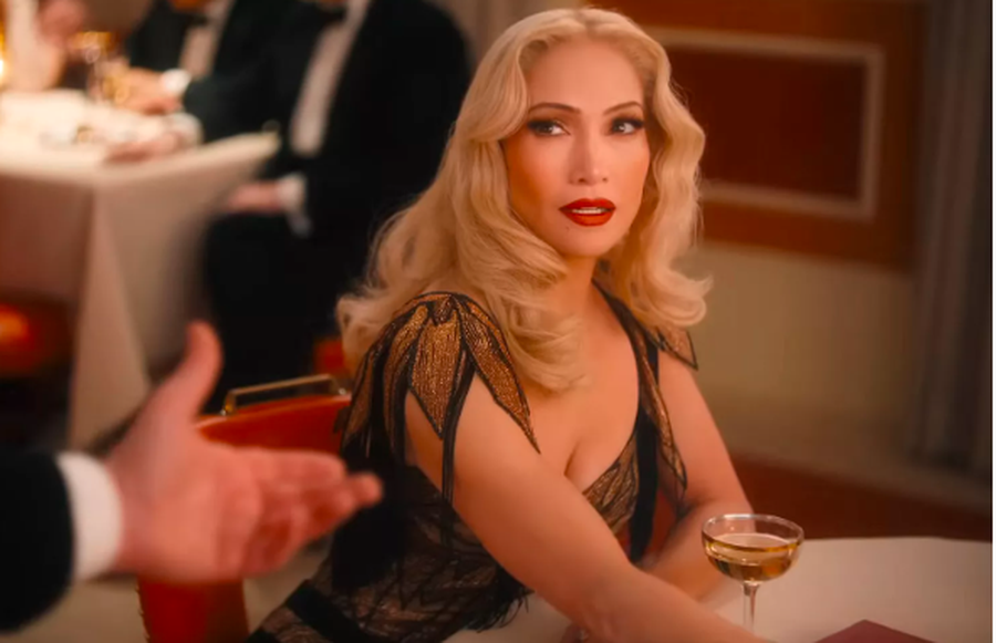 Dështimi i “Kiss of the Spider Woman”, J.Lo sillet sikur s’ka ndodhur asgjë