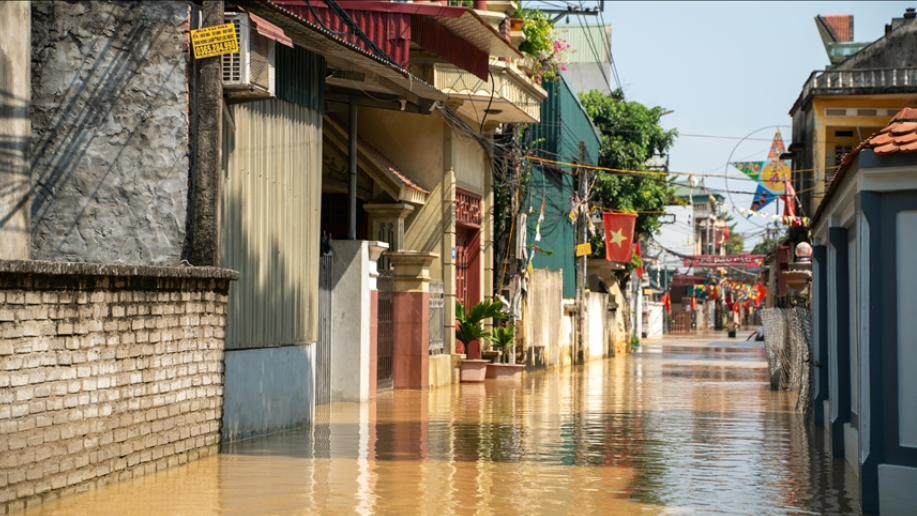 Përmbytje në Vietnamin qendror, 10 viktima