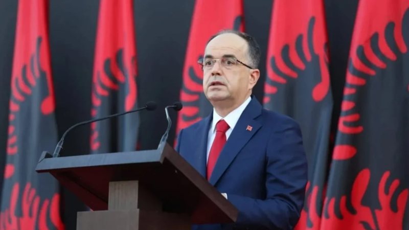 “Paguhet nga spitali privat”/ Akademia e FAF përgënjeshtron akuzat e PD ndaj presidentit Begajt