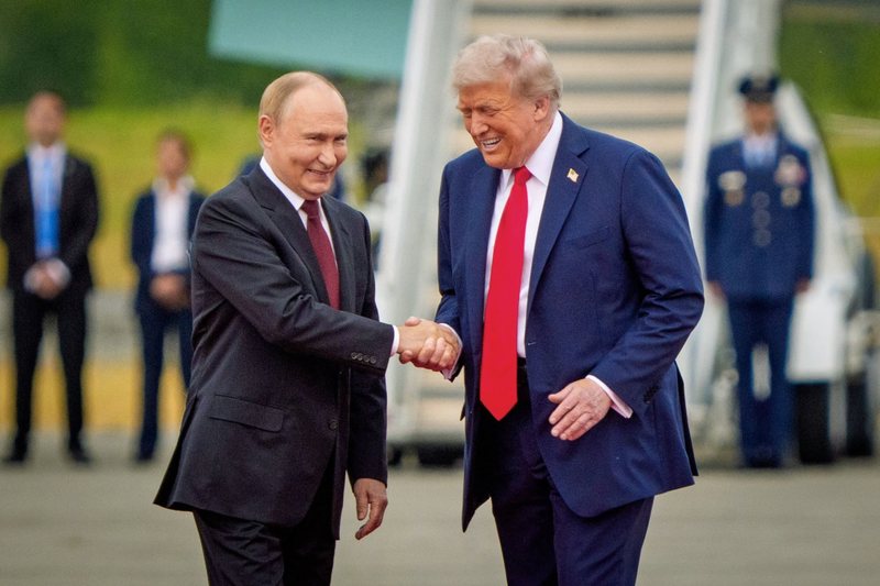 Donald Trump njofton takim me Putinin në Budapest për t’i dhënë fund luftës në Ukrainë