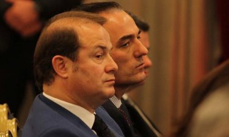 Propozimi idiot i Gjin Gjonit