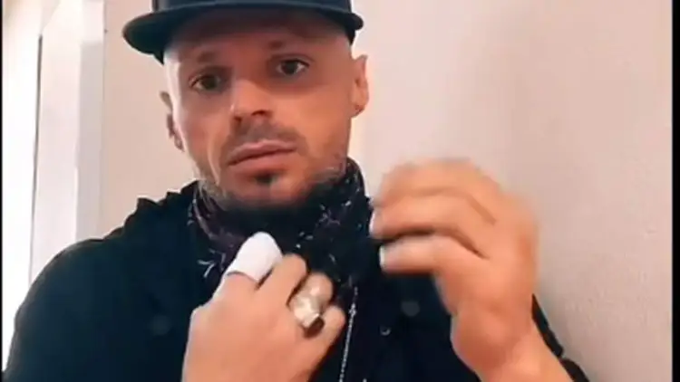 U arrestua në Dubai, merret vendimi për këngëtarin e famshëm
