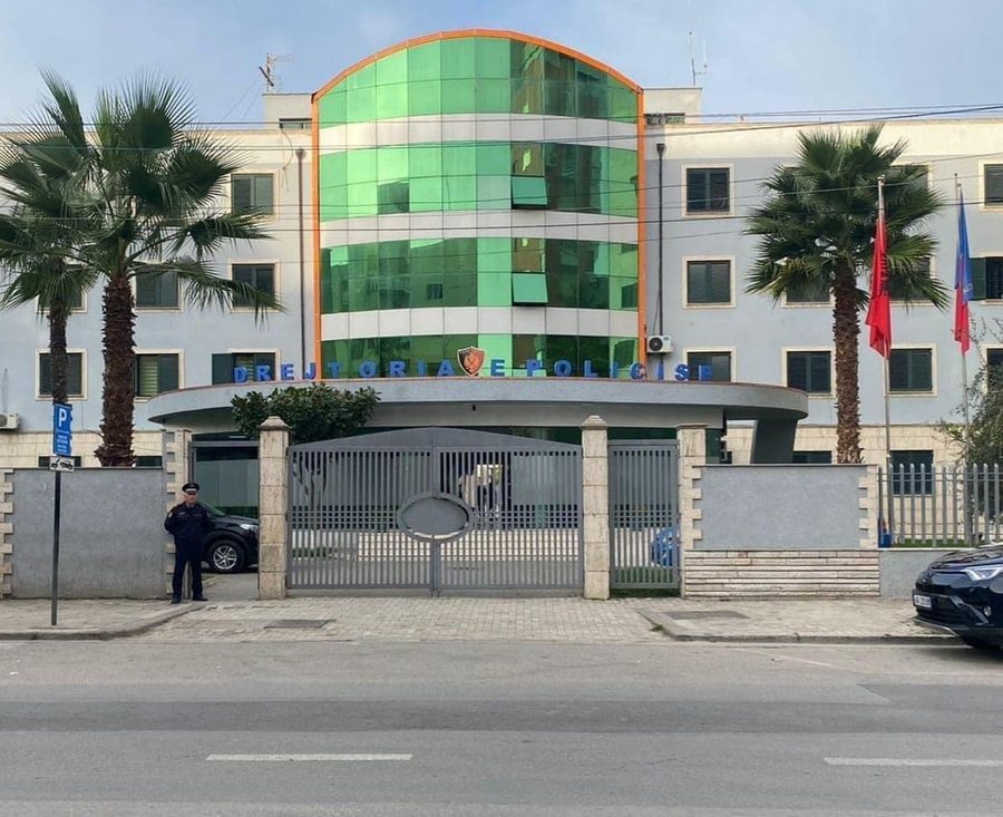 “Prej 3 vitesh asnjë kontakt!” Gruaja kallëzon ish-bashkëshortin për braktisje të fëmijëve në Durrës