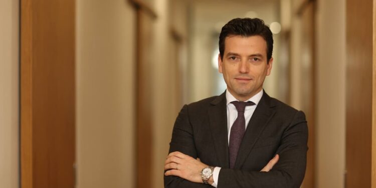 Agron Shehaj jep mbështetjen, Florjan Binaj kandidat i gjithë spektrit të opozitës