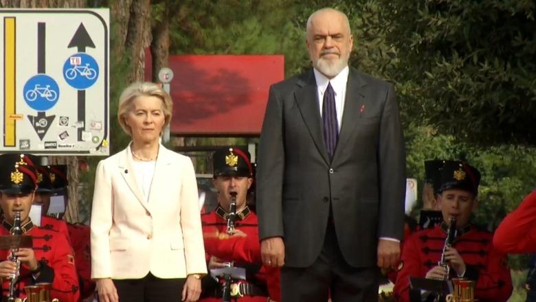 Forumi i Investimeve ‘BE-Ballkani Perëndimor’/ Presidentja e KE-së në Tiranë, pritet me ceremoni zyrtare nga kryeministri Rama