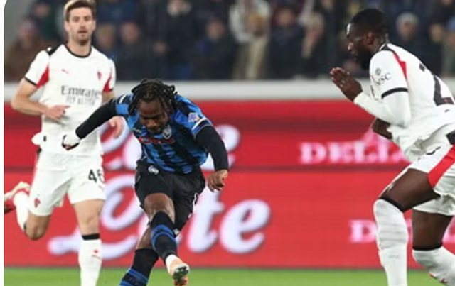 Milani zhgënjen totalisht, barazim me fat ndaj Atalantës