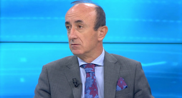 “PD plotë me gallosha dhe hajdutë”- Revoltohet Dash Sula: Në politikë ose je i korruptuar, ose nuk je!