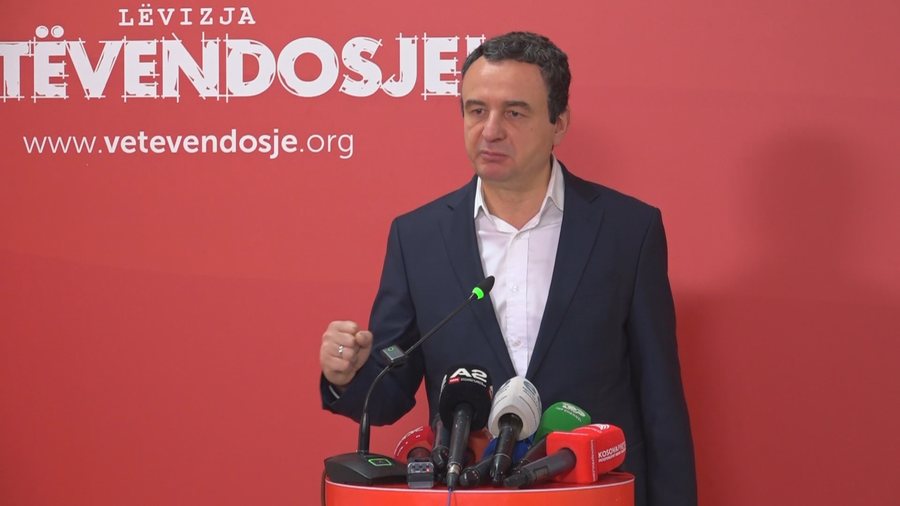 “Kurti 3” do të ketë edhe një shans? Vetëvendosje nis mbledhjen e nënshkrimeve
