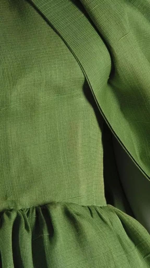 Historia e gazar, pëlhurës së krijuar nga Cristóbal Balenciaga