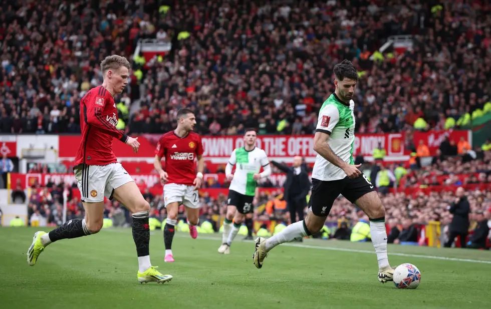 Supersfida në Premierë League, Liverpool përballë United