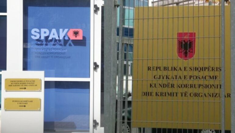 Aksion i përbashkët mes prokurorisë së Breshias dhe SPAK, 21 urdhër-arreste