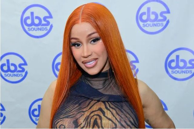 Cardi B bëhet nënë për herë të katërt/ Mirëpret djalin me Stefon Diggs