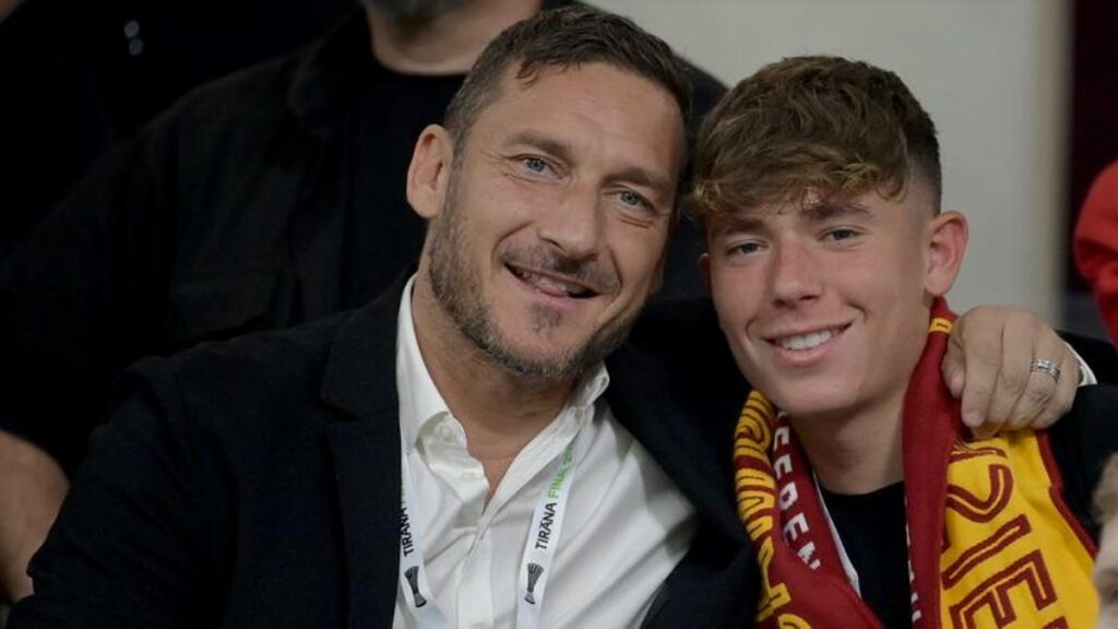 Francesco Totti krijon kompani në emër të djalit për të përfituar fondet europiane