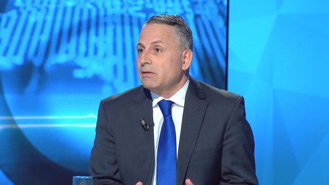 “Fitore e madhe e Veliajt kundër Ramës”/ Qafoku: Kjo është humbja e parë e kryeministrit