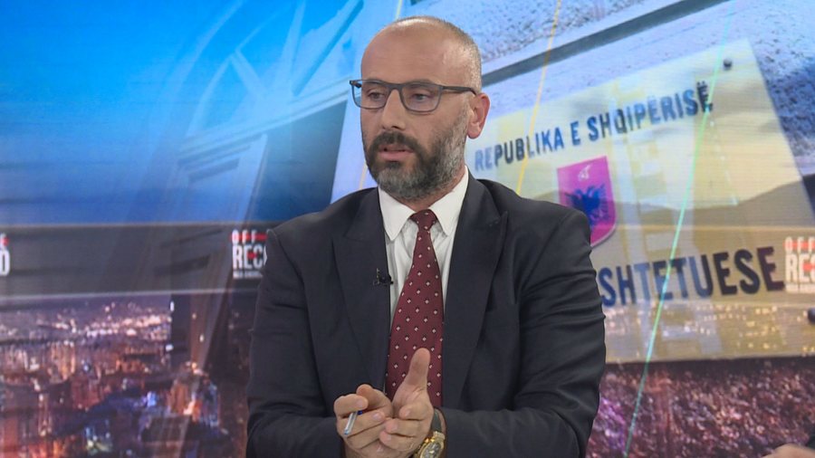 “Veliaj i pafajshëm, s’ka pse jep dorëheqjen”/ Kushtetuesja veproi e pavarur