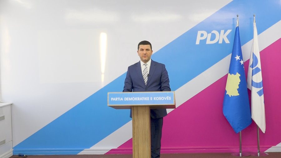 Çfarë po ndodh në Partinë Demokratike të Kosovës?