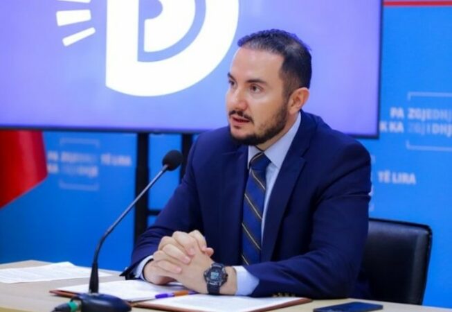 ‘Tradhti’ ndaj Berishës?/ Demokratët mblidhen në një takim të fshehtë