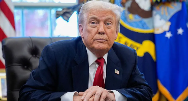Administrata Trump do të rishqyrtojë mbajtësit e kartës së gjelbër nga 19 vende
