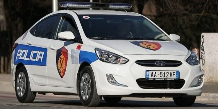 Marrëdhënie me dhunë me 18-vjeçaren me probleme mendore, arrestohet autori në Shijak