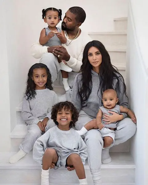 Kim Kardashian e lodhur nga bashkëprindërimi i vështirë me Kanye West