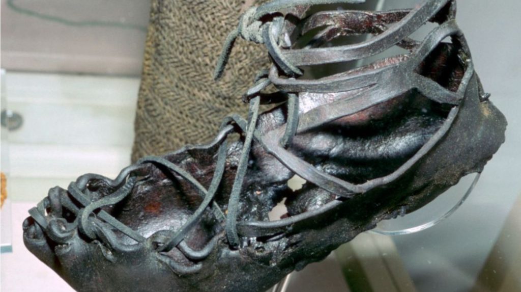 Kuriozitet historik: Çorapet dhe sandalet te romakët e lashtë