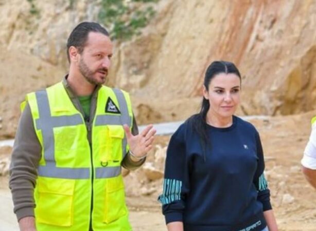 “Hajde lart… shkalla H”/ Balluku dhe Berberi biseduan në shtëpi tenderin e tunelit të Llogarasë