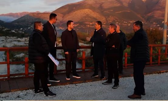 Ministri Salla inspekton punimet në lumin e Borshit: Frenojmë erozionin…