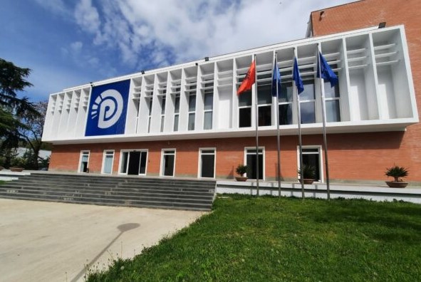 SPAK kërkon arrestimin e Ballukut, PD shkresë zyrtare Peleshit: Të mblidhet nesër Këshilli i Mandateve