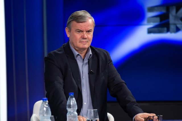 “Shqetësohem për opozitën, jo për Berishën”/ Lesi: Me Doktorin, PD-ja nuk vjen kurrë në pushtet