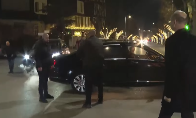 Berisha mbërrin në Korçë/ Vijon turi i “Foltores” me demokratët